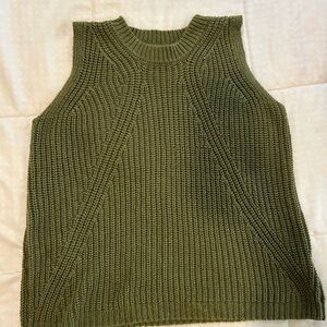 Women’s sweater vest